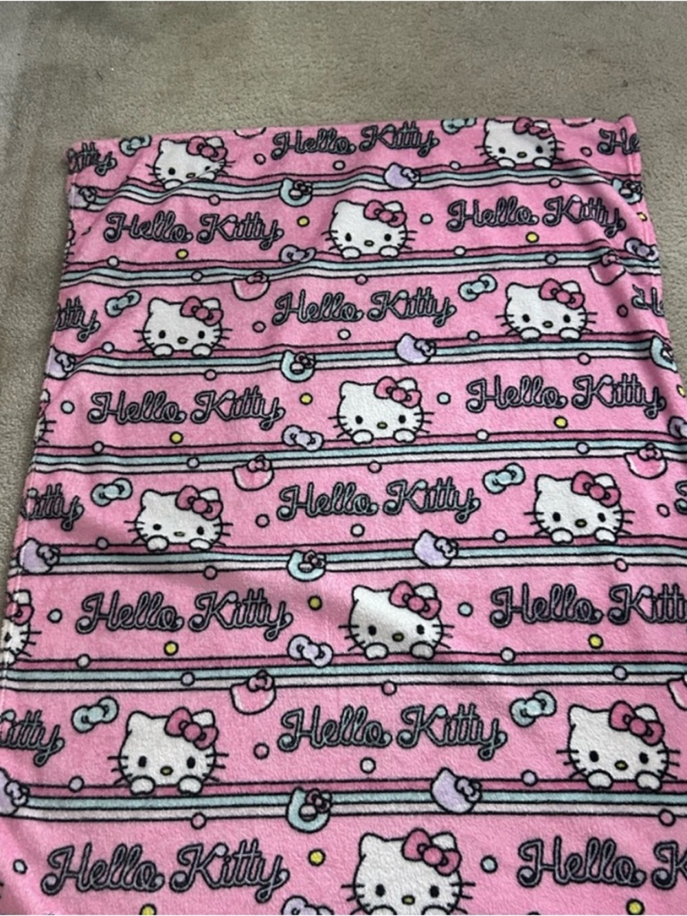 Hello Kitty Pink Patterned Throw